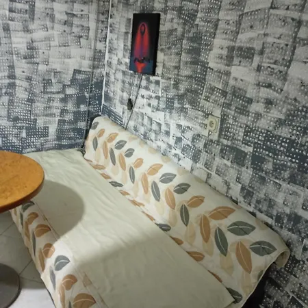 War Bunker Vandrarhem *