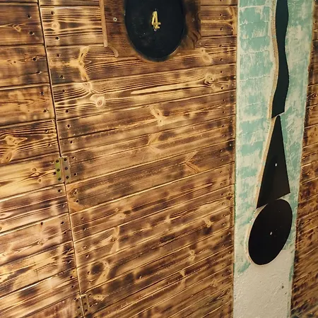 War Bunker Vandrarhem *