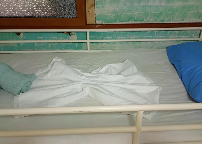 War Bunker Nr1 ホステル